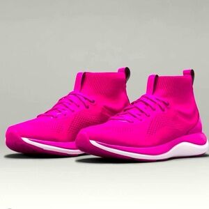 Lululemon chargefeel workout mid athletic shoe